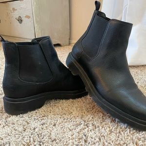 Mix no.6 BLACK booties USED